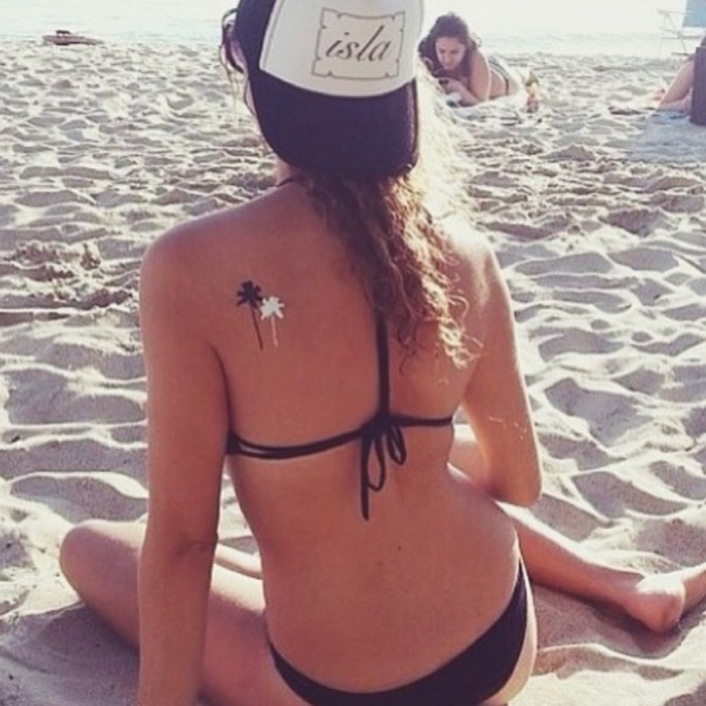 🆕 Agape Sol Ally Braided Back Bikini Top - Picture 2 of 2